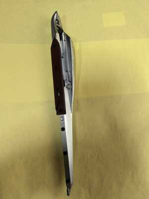 PINÇA PGA LADO ESQUERDO COM RANHURA Para Algumas Peças de Máquina de Tecelagem ALPHA