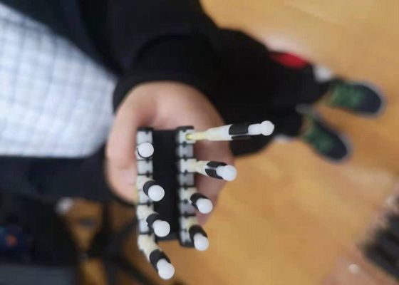 Os módulos M6 com carregamento e os teares rápidos dos conectores fazem à máquina peças sobresselentes para o jacquard