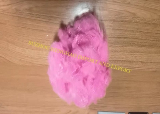A fibra de grampo de poliéster para o tapete &Needlepunched etc. não tecido